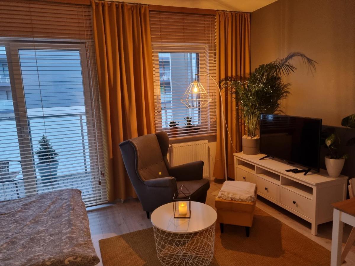 Apple Apartments - Mickiewicza Prywatne Miejsce Parkingowe Lodz  Ngoại thất bức ảnh